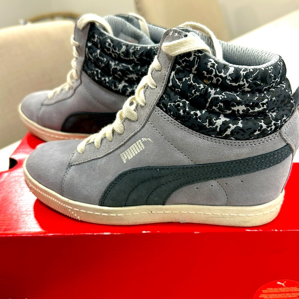 Womens PUMA Camo/Hunter Green Quarry  Wedge Sneakers